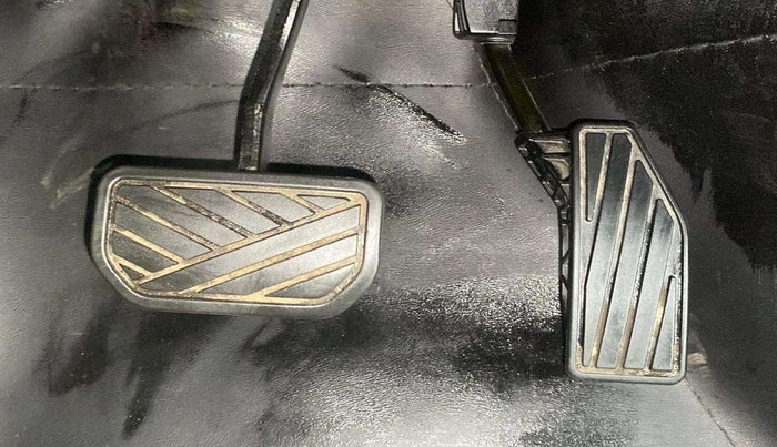 2019 Maruti Baleno DELTA CVT PETROL 1.2, Petrol, Automatic, 27,133 km, Pedals