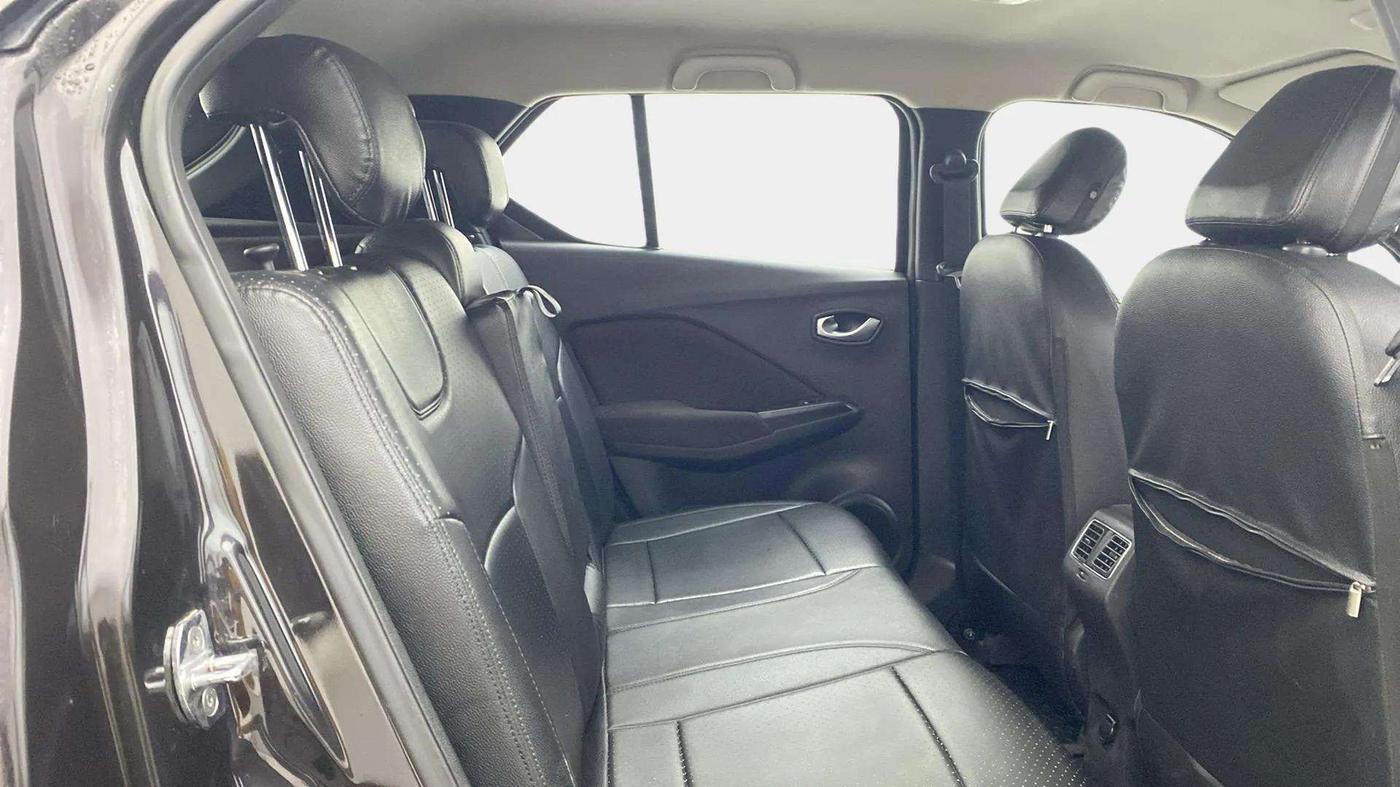 2019 Nissan Kicks XV DIESEL, Diesel, Manual, 52,708 km, Right Side Rear Door Cabin