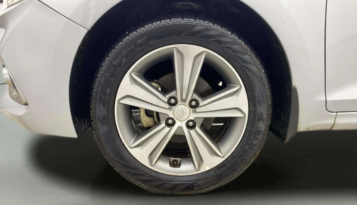 2019 Hyundai Verna 1.6 VTVT SX, Petrol, Manual, 76,958 km, Left Front Wheel