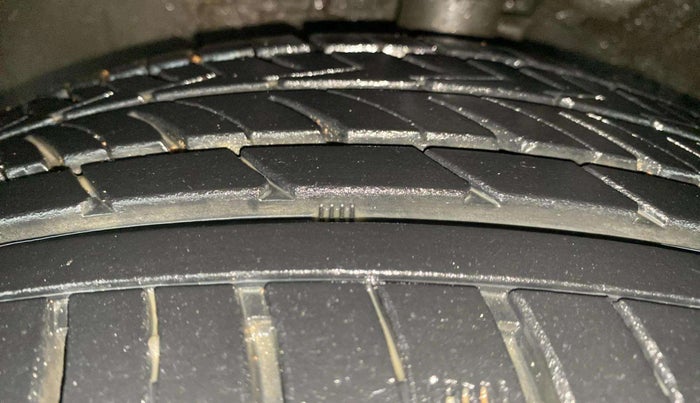 2019 Hyundai Verna 1.6 VTVT SX, Petrol, Manual, 76,958 km, Left Front Tyre Tread