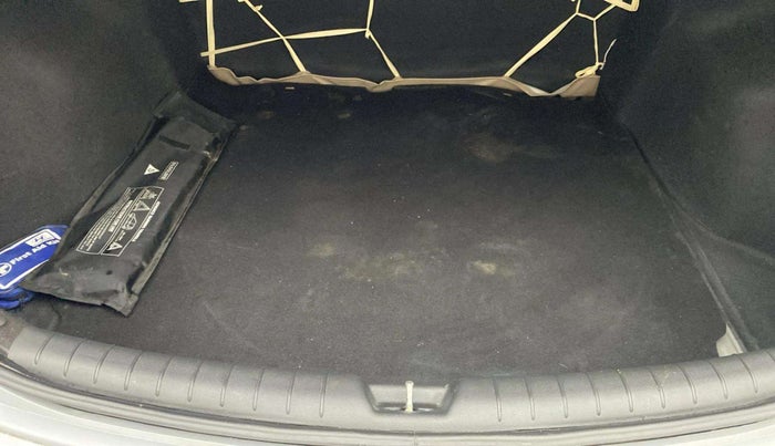 2019 Hyundai Verna 1.6 VTVT SX, Petrol, Manual, 76,958 km, Boot Inside
