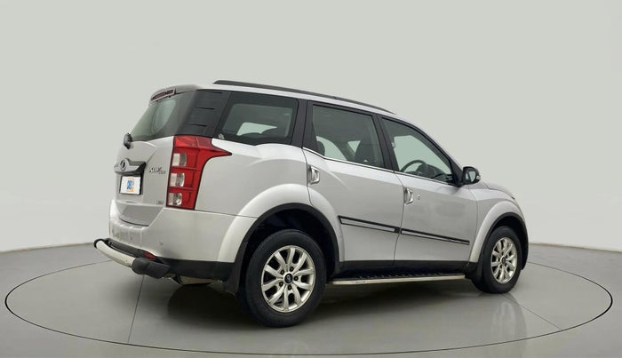 2017 Mahindra XUV500 W10, Diesel, Manual, 62,440 km, Right Back Diagonal