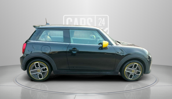 2023 Mini Cooper SE 3-Door, Electric, Automatic, 9,862 km, Right Side