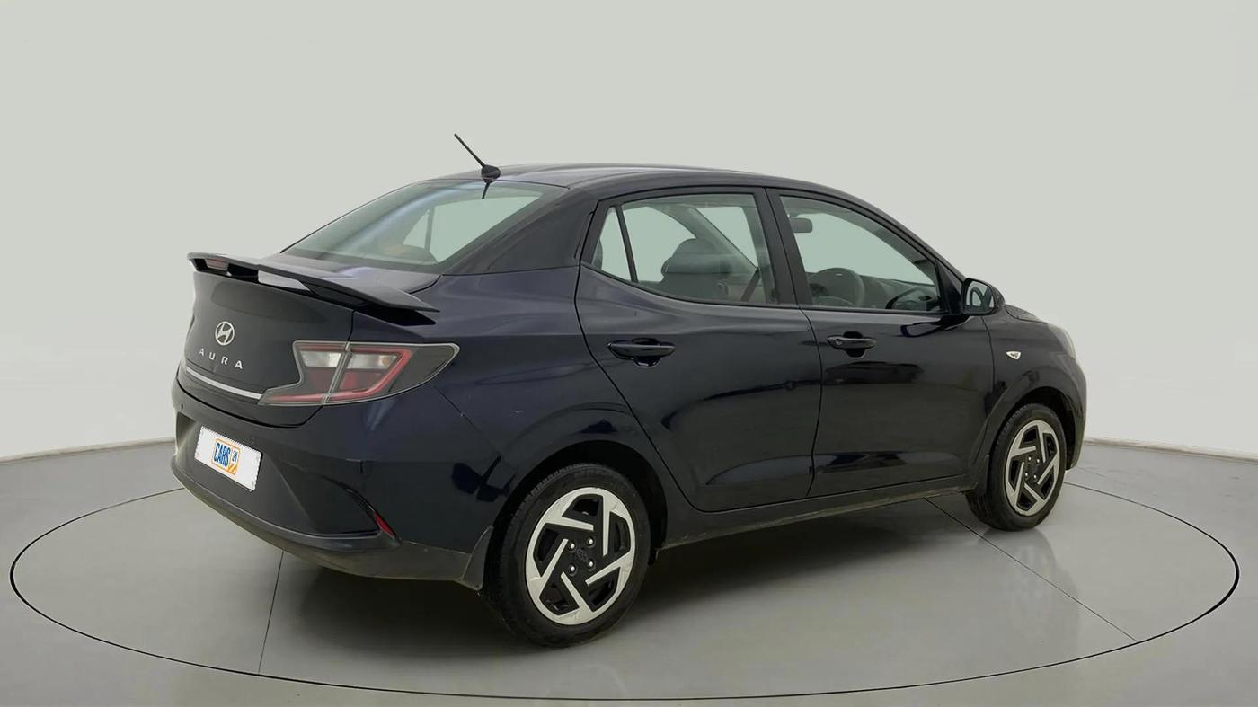 2024 Hyundai AURA S 1.2, Petrol, Manual, 28,897 km, Right Back Diagonal