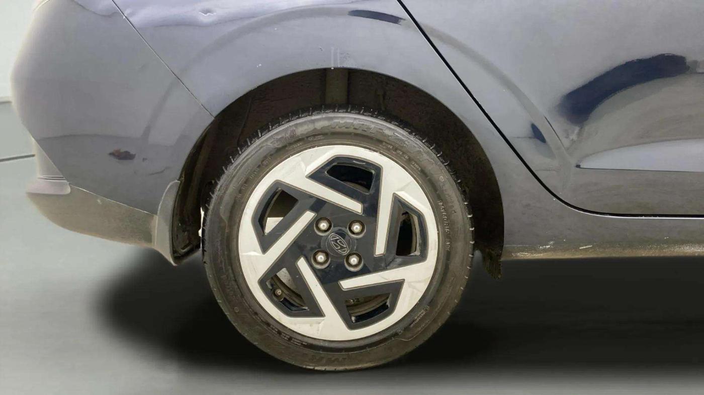 2024 Hyundai AURA S 1.2, Petrol, Manual, 28,897 km, Right Rear Wheel
