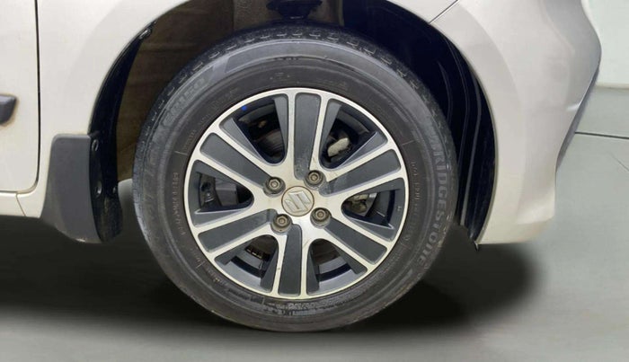 2022 Maruti Celerio ZXI AMT, Petrol, Automatic, 67,582 km, Right Front Wheel
