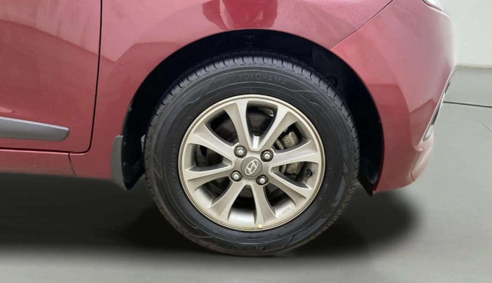 2015 Hyundai Grand i10 ASTA (O) 1.2 KAPPA VTVT, Petrol, Manual, 37,901 km, Right Front Wheel