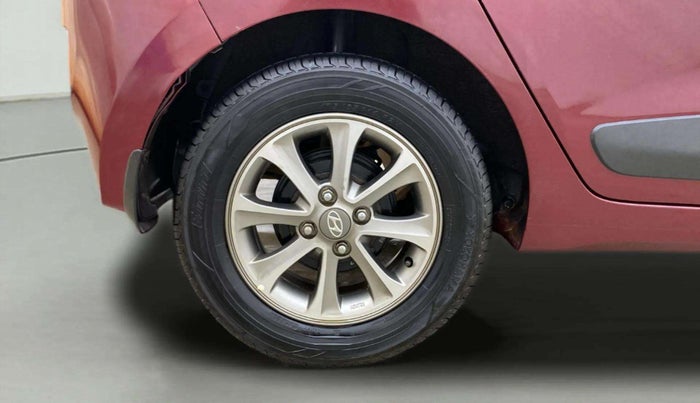 2015 Hyundai Grand i10 ASTA (O) 1.2 KAPPA VTVT, Petrol, Manual, 37,901 km, Right Rear Wheel