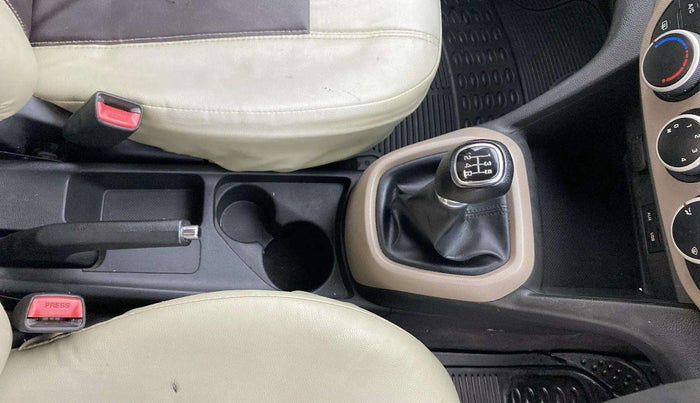 2015 Hyundai Grand i10 ASTA (O) 1.2 KAPPA VTVT, Petrol, Manual, 37,901 km, Gear Lever