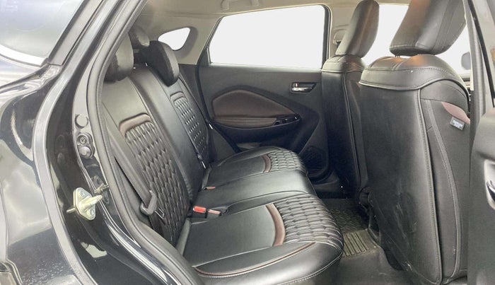 2024 Maruti FRONX ZETA 1.0L TURBO 6 AT, Petrol, Automatic, 12,662 km, Right Side Rear Door Cabin