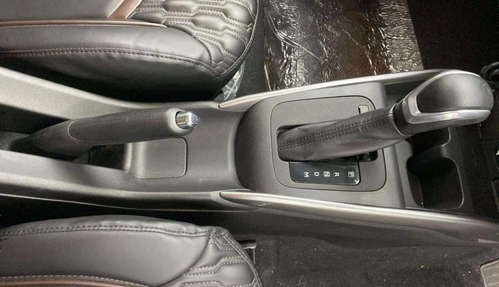 2024 Maruti FRONX ZETA 1.0L TURBO 6 AT, Petrol, Automatic, 12,662 km, Gear Lever