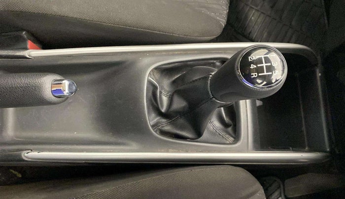 2017 Maruti Baleno DELTA PETROL 1.2, Petrol, Manual, 48,784 km, Gear Lever