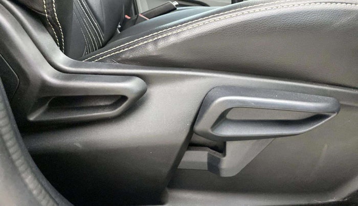 2021 Tata Tiago XZA PLUS PETROL, Petrol, Automatic, 25,238 km, Driver Side Adjustment Panel