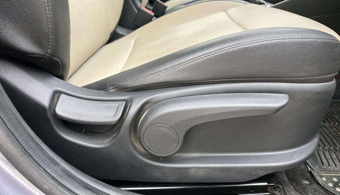 2018 Hyundai Verna 1.6 VTVT SX O, Petrol, Manual, 84,123 km, Driver Side Adjustment Panel