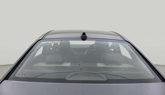 2018 Hyundai Verna 1.6 VTVT SX O, Petrol, Manual, 84,123 km, Rear Windshield