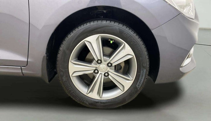 2018 Hyundai Verna 1.6 VTVT SX O, Petrol, Manual, 84,123 km, Right Front Wheel