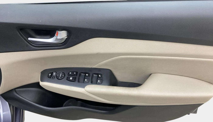2018 Hyundai Verna 1.6 VTVT SX O, Petrol, Manual, 84,123 km, Driver Side Door Panels Control