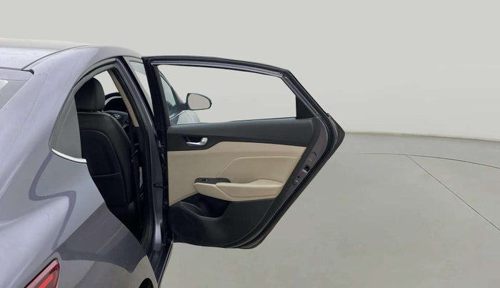 2018 Hyundai Verna 1.6 VTVT SX O, Petrol, Manual, 84,123 km, RHS Rear Door