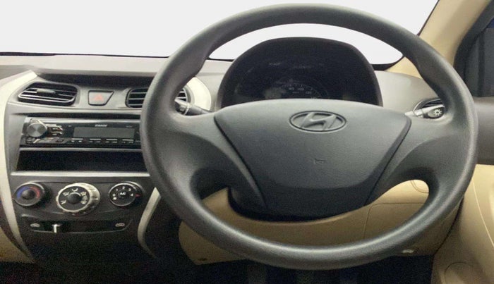 2018 Hyundai Eon ERA +, Petrol, Manual, 35,565 km, Steering Wheel Close Up