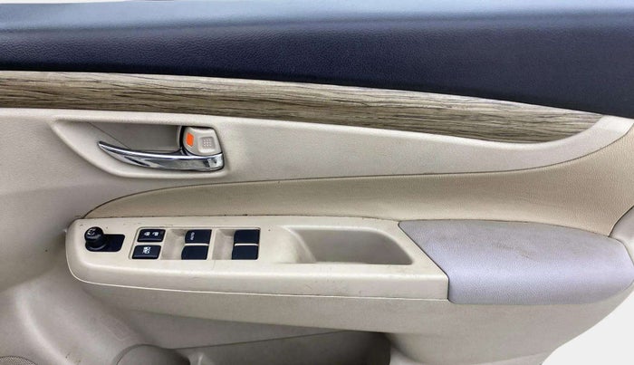 2018 Maruti Ciaz SIGMA 1.5 SHVS MT  PETROL, Petrol, Manual, 46,147 km, Driver Side Door Panels Control
