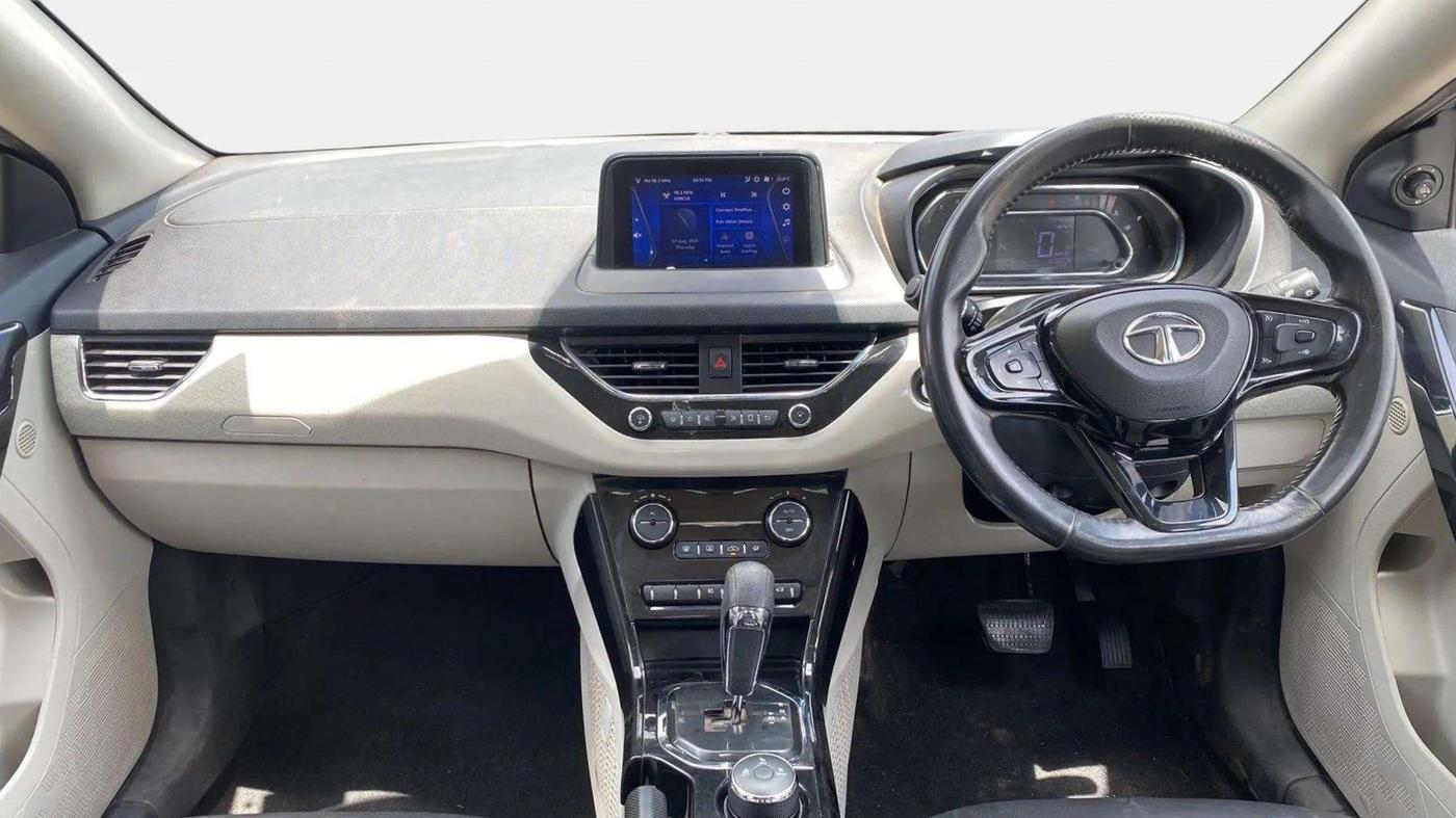 2020 Tata NEXON XZA PLUS (O) PETROL, Petrol, Automatic, 57,761 km, Dashboard