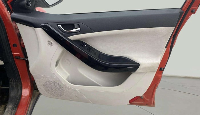 2020 Tata NEXON XZ PETROL, Petrol, Manual, 73,859 km, Driver Side Door Panels Control