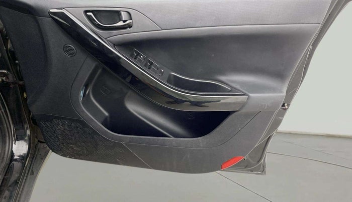 2023 Tata NEXON XZA PLUS SUNROOF DARK PETROL, Petrol, Automatic, 36,014 km, Driver Side Door Panels Control