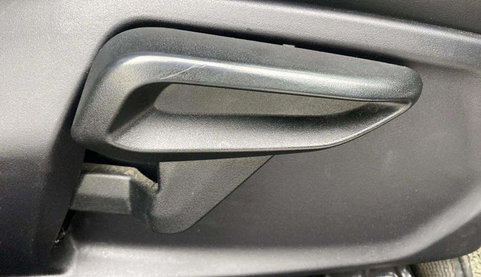 2023 Tata NEXON XZA PLUS SUNROOF DARK PETROL, Petrol, Automatic, 36,014 km, Driver Side Adjustment Panel