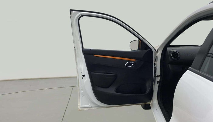 2020 Renault Kwid CLIMBER 1.0 (O), Petrol, Manual, 24,271 km, LHS Front Door