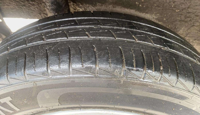 2021 Maruti S PRESSO LXI CNG, CNG, Manual, 70,922 km, Right Rear Tyre Tread