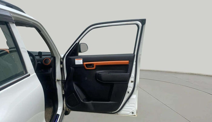 2021 Maruti S PRESSO LXI CNG, CNG, Manual, 70,922 km, RHS Front Door