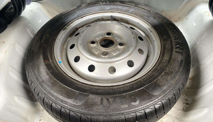 2021 Maruti S PRESSO LXI CNG, CNG, Manual, 70,922 km, Spare Tyre