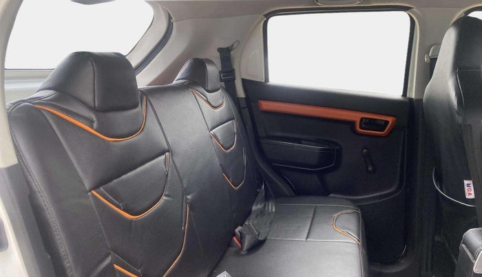 2021 Maruti S PRESSO LXI CNG, CNG, Manual, 70,922 km, Right Side Rear Door Cabin