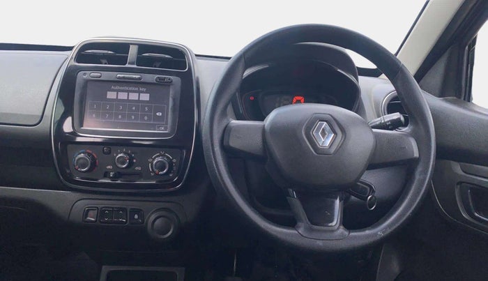 2017 Renault Kwid RXT 0.8, Petrol, Manual, 79,385 km, Steering Wheel Close Up