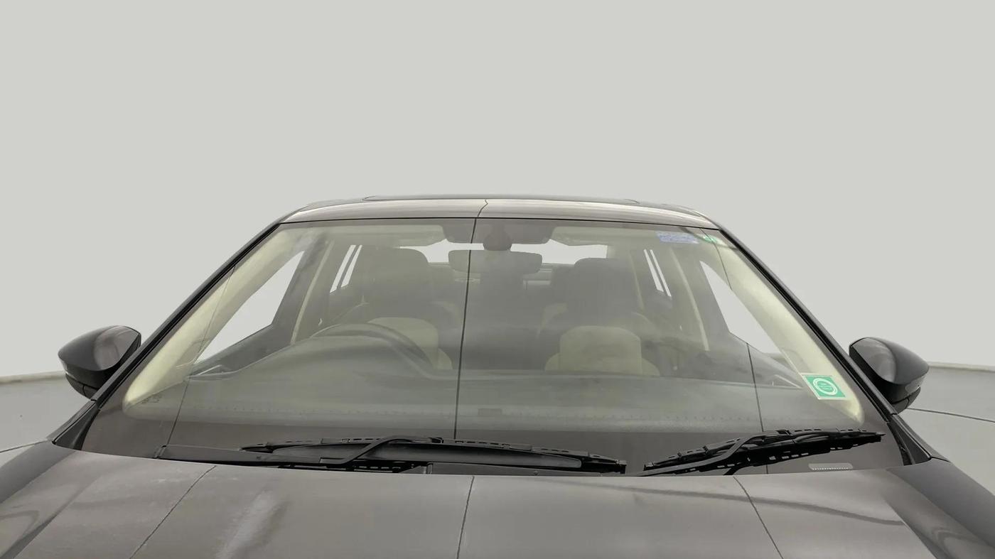 2023 Volkswagen VIRTUS TOPLINE TSI 1.0 MT, Petrol, Manual, 26,767 km, Front Windshield