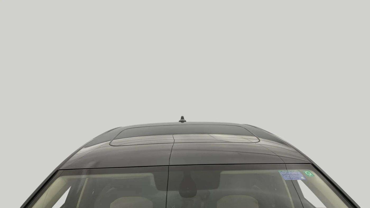 2023 Volkswagen VIRTUS TOPLINE TSI 1.0 MT, Petrol, Manual, 26,767 km, Moonroof/ Sunroof