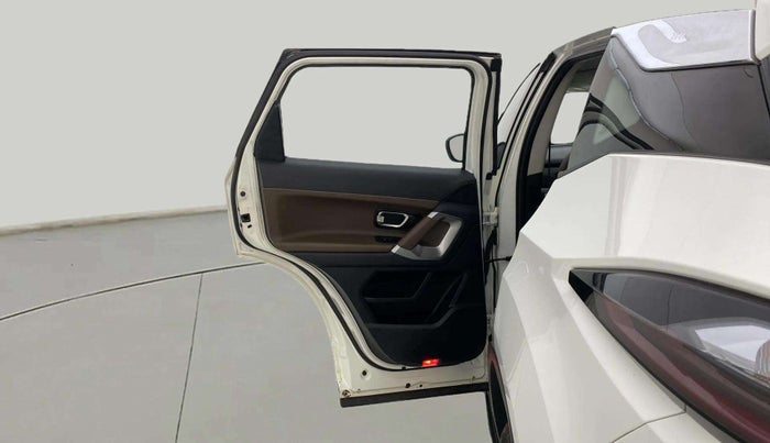 2022 Tata Harrier XZ PLUS 2.0L, Diesel, Manual, 71,678 km, LHS Rear Door