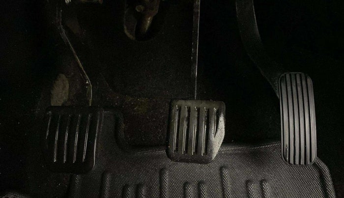 2022 Tata Harrier XZ PLUS 2.0L, Diesel, Manual, 71,678 km, Pedals