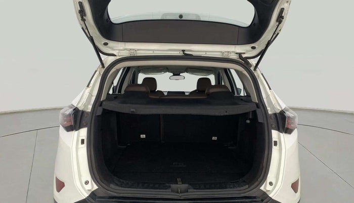 2022 Tata Harrier XZ PLUS 2.0L, Diesel, Manual, 71,678 km, Boot Inside