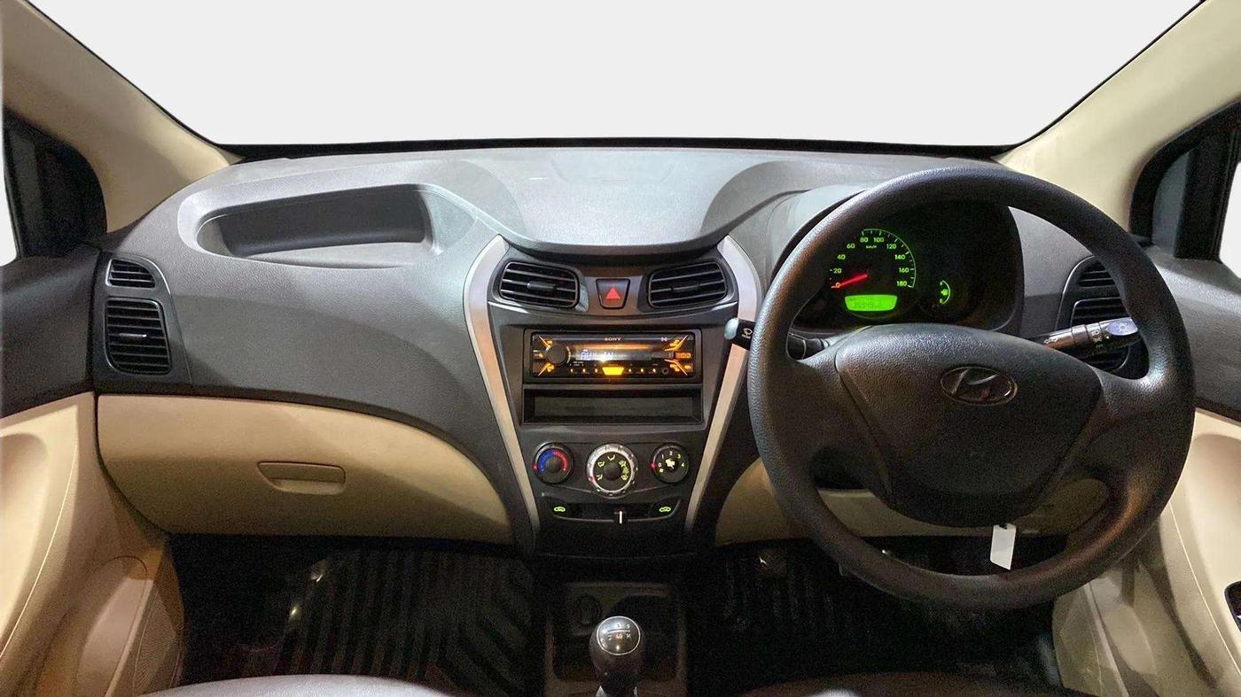 2016 Hyundai Eon ERA +, Petrol, Manual, 35,990 km, Dashboard