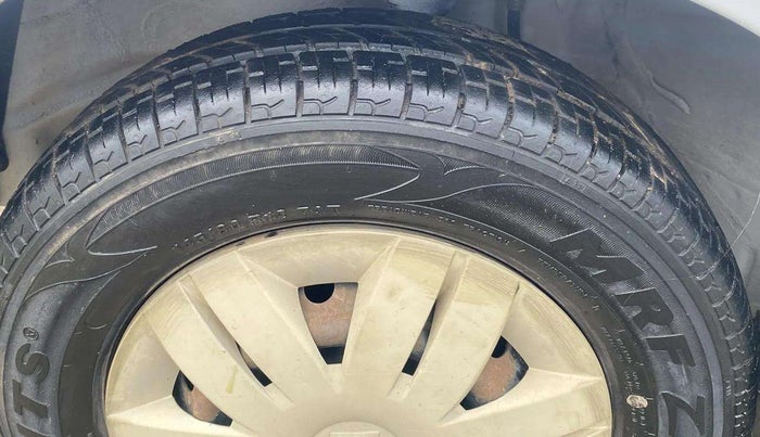 2013 Maruti Alto 800 LXI, Petrol, Manual, 25,929 km, Left Rear Tyre Tread