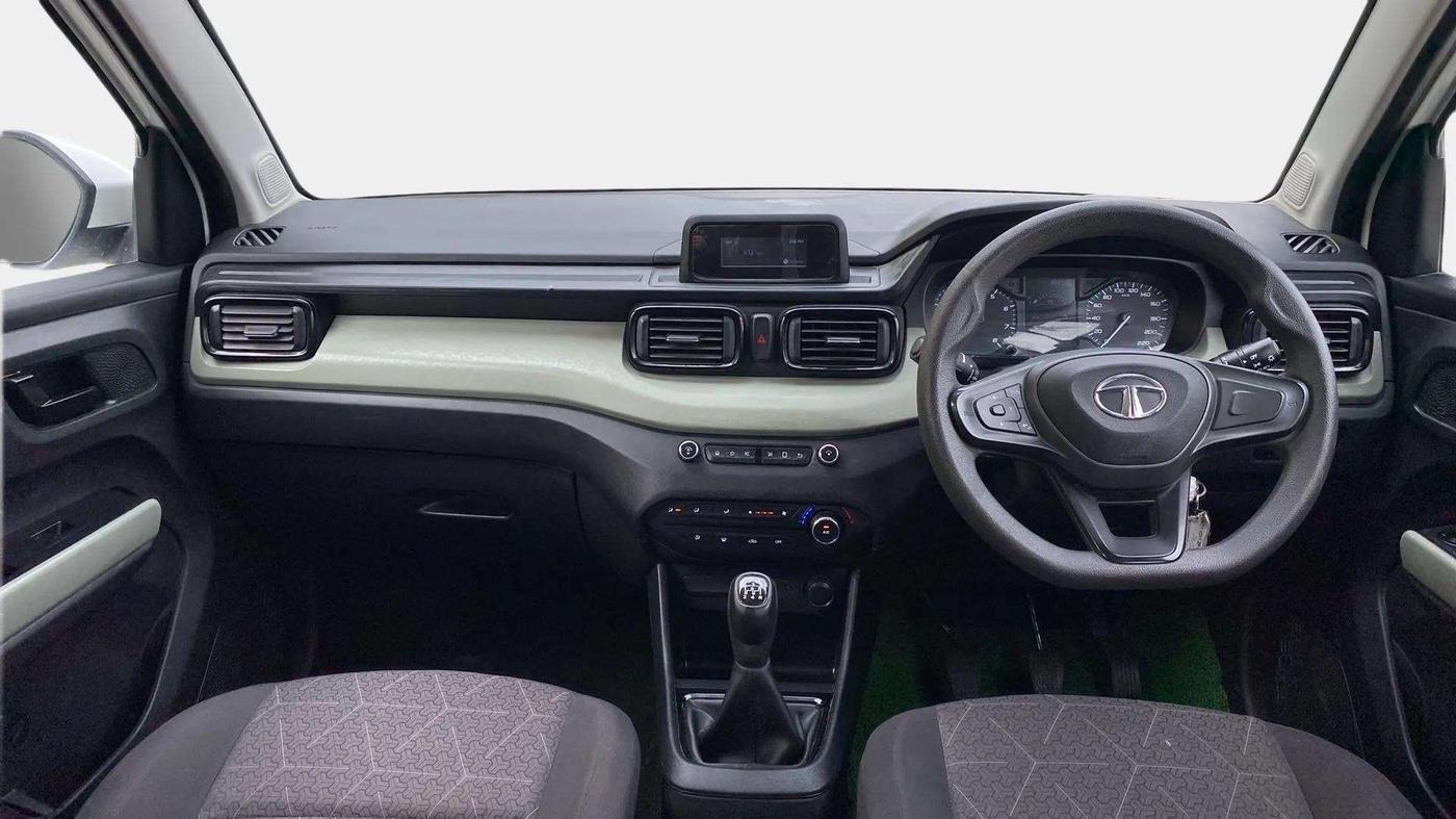 2023 Tata PUNCH ADVENTURE MT, Petrol, Manual, 11,796 km, Dashboard