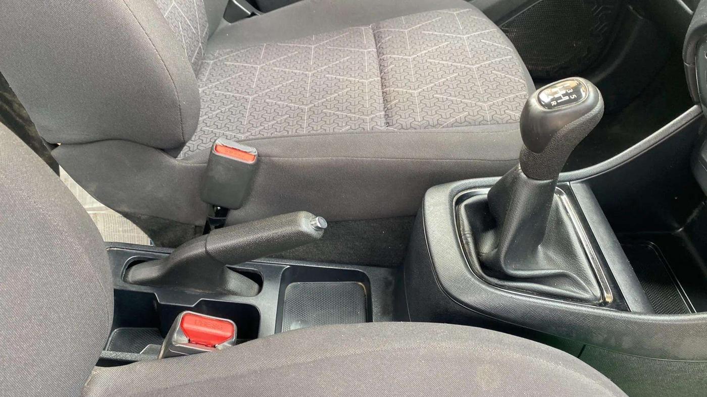 2023 Tata PUNCH ADVENTURE MT, Petrol, Manual, 11,796 km, Gear Lever