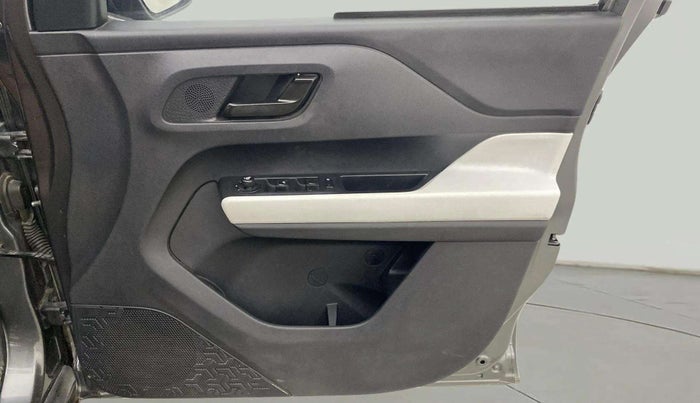 2023 Tata PUNCH ACCOMPLISHED MT CNG, CNG, Manual, 37,641 km, Driver Side Door Panels Control