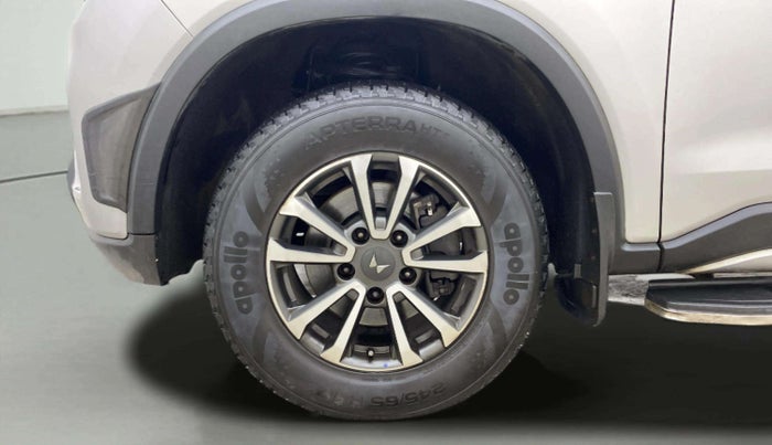 2023 Mahindra SCORPIO-N Z8 L DIESEL MT 2WD 7 STR, Diesel, Manual, 68,346 km, Left Front Wheel