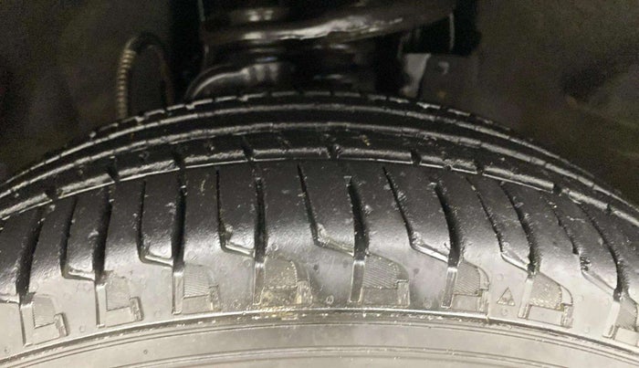 2023 Mahindra SCORPIO-N Z8 L DIESEL MT 2WD 7 STR, Diesel, Manual, 68,346 km, Right Front Tyre Tread