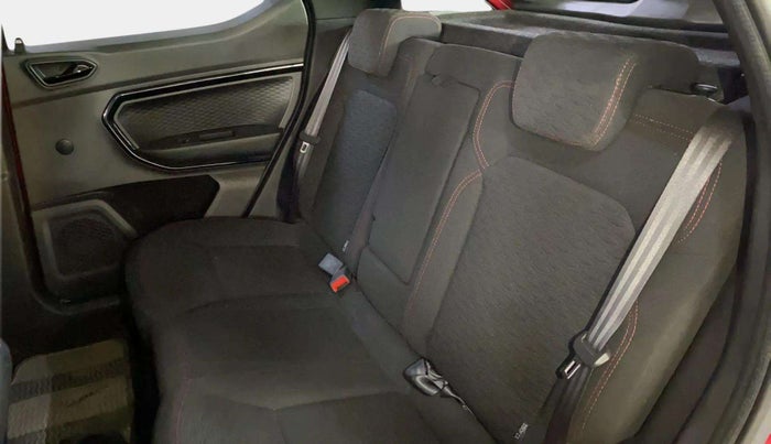 2022 Renault Kiger RXZ TURBO CVT DUAL TONE, Petrol, Automatic, 58,023 km, Right Side Rear Door Cabin