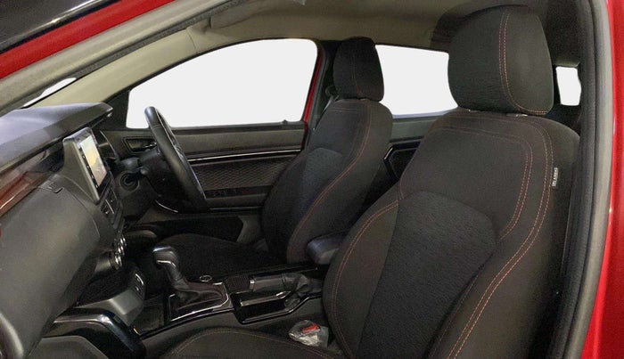 2022 Renault Kiger RXZ TURBO CVT DUAL TONE, Petrol, Automatic, 58,023 km, Right Side Front Door Cabin