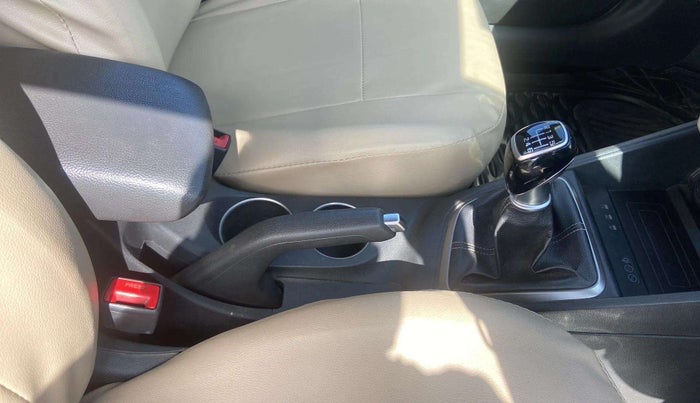 2019 Hyundai Verna 1.6 VTVT SX O, Petrol, Manual, 51,795 km, Gear Lever