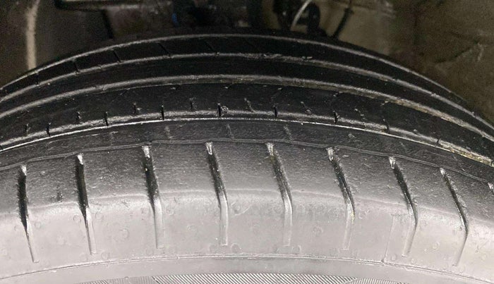 2021 Hyundai VENUE S 1.0 TURBO IMT, Petrol, Manual, 48,892 km, Left Front Tyre Tread
